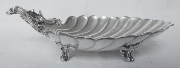 Corbeille à pain de style Rocaille en argent massif, poinçon Minerve, par Henri Lapeyre