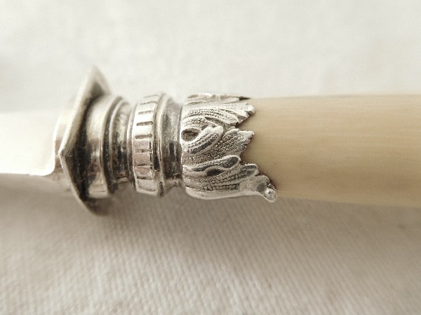 Couteau à beurre d'époque Napoléon III en argent massif, poinçon Minerve par Philippe Berthier