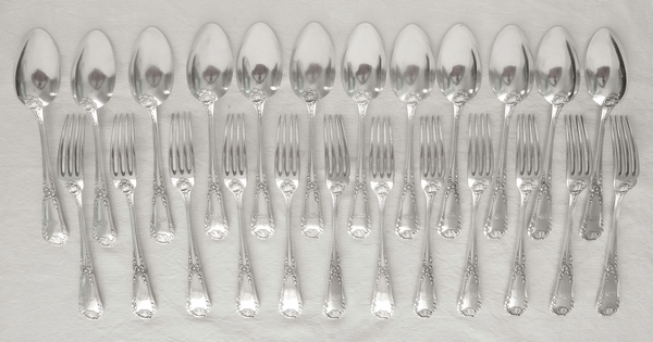 Puiforcat : ménagère de style Transition, modèle Pompadour en argent massif, couronne de Baron, poinçon Minerve