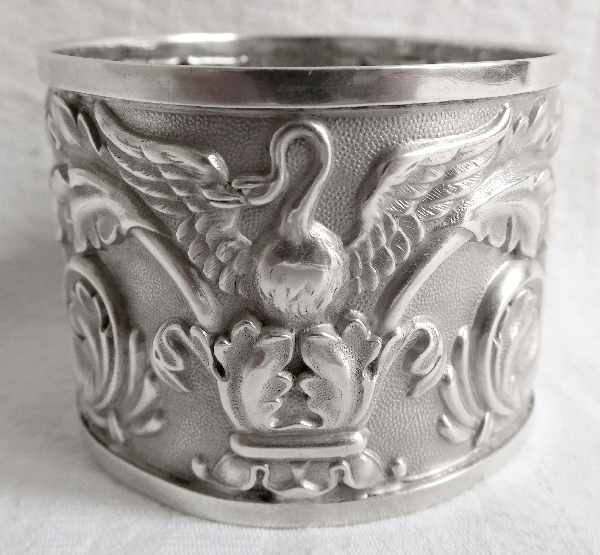 Rare rond de serviette d'époque Restauration à décor de cygne, poinçon Vieillard