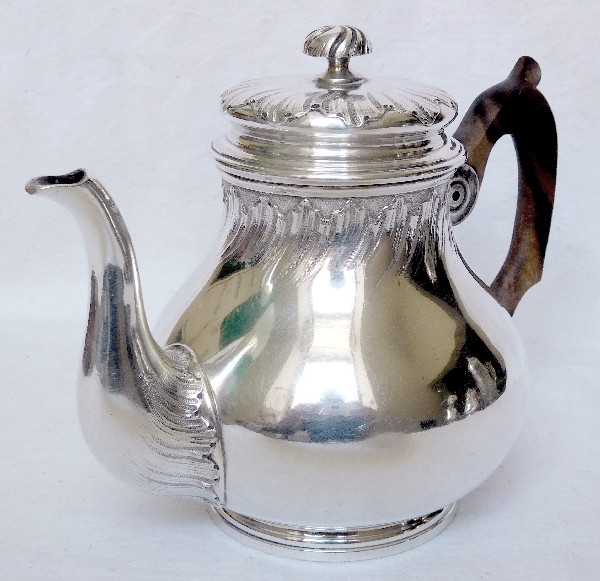 Service égoïste à thé et café de style Lousi XV en argent massif, par Hénin, poinçon Minerve