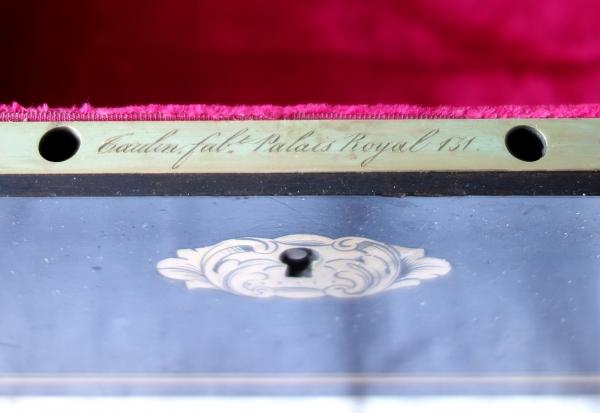 Grand coffret / cassette à bijoux d'époque Napoléon III en bois noirci à couronne de Comte