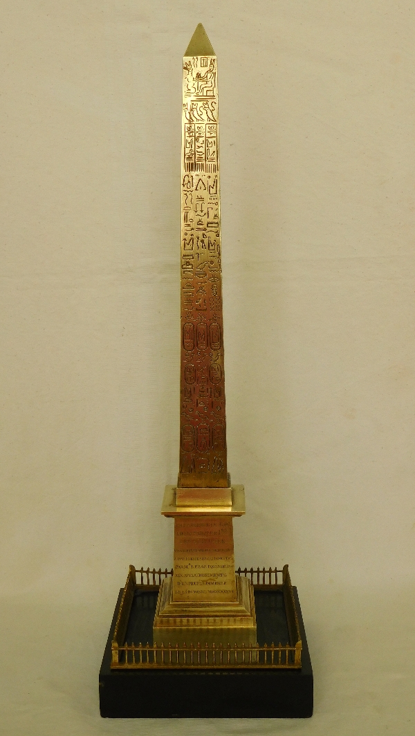 Obélisque de Louxor à La Concorde - réduction en bronze et marbre d'époque milieu XIXe siècle