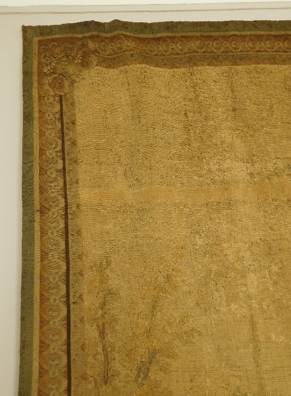 Tapisserie d'Aubusson polychrome d'époque Louis XVI, laine et soie : scène galante - 221cm x 228cm