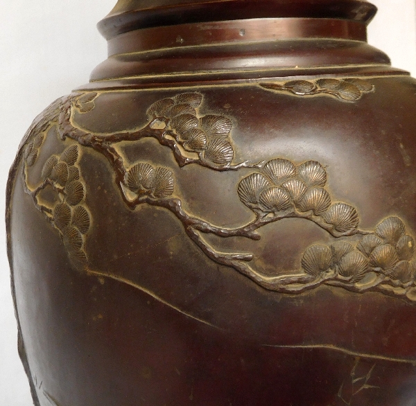 Grand vase en bronze, Japon, époque Meiji - fin XIXe siècle - 62cm