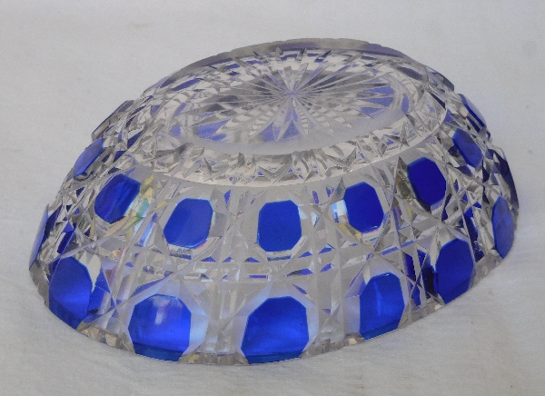 Porte-savon en cristal de Baccarat, modèle Diamants Pierreries doublé bleu