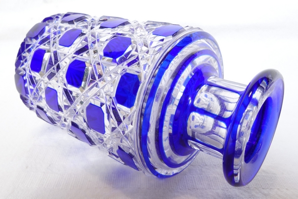 Flacon de toilette en cristal de Baccarat, modèle Diamants Pierreries doublé bleu - 16cm