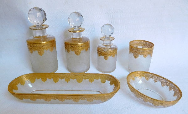 Boîte à brosse en cristal de St Louis, modèle Nelly Empire doré