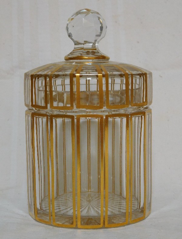 Boîte à poudre en cristal de Baccarat, modèle Cannelures réhaussé de filets or