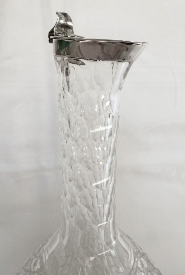 Carafe en cristal de Baccarat, modèle Pontarlier (Diamants Pierreries), monture en argent massif