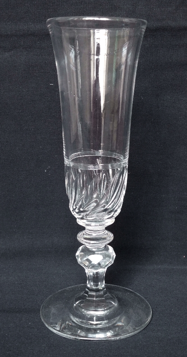 Flûte à champagne en cristal de Baccarat forme tulipe, époque Napoléon III
