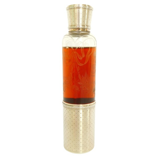 Flacon à liqueur de voyage en argent massif, vermeil et cristal de Baccarat, poinçon Minerve