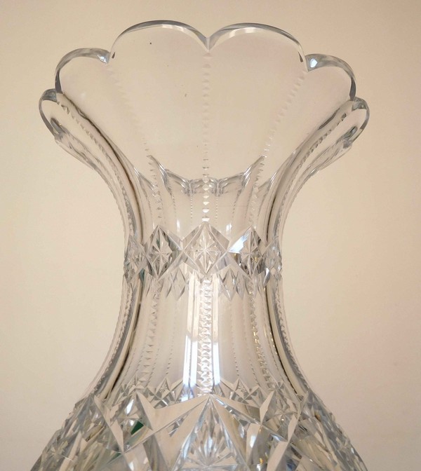 Grand vase en cristal de Baccarat, modèle Lagny - 33,5cm