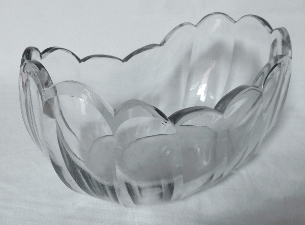 Jardinière ou coupe en cristal de Baccarat, cristal taillé, modèle Malmaison