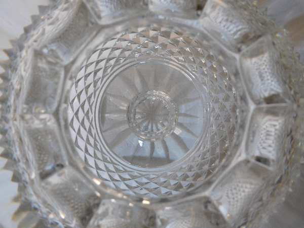 Vase Medicis en cristal de Saint Louis taillé - signé - 26cm