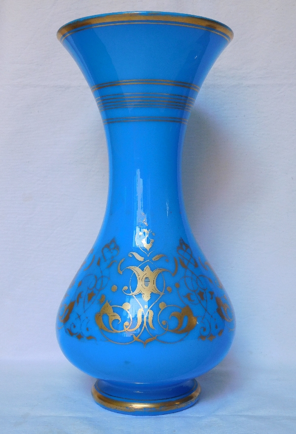 Vase en opaline bleue - cristal de Baccarat - doré à l'or fin, époque Napoléon III
