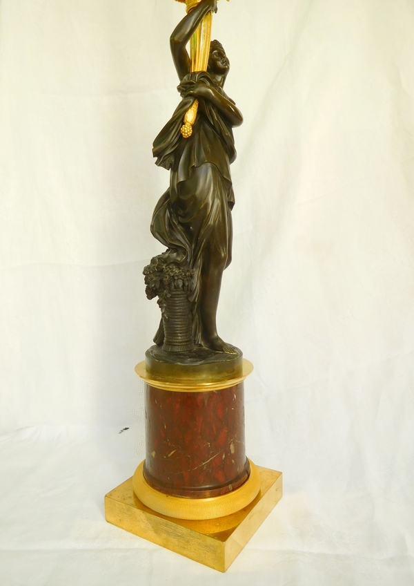 François Rémond : grand candélabre Flore d'époque Directoire Consulat en bronze doré