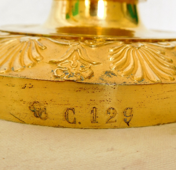 Claude Galle - appartements impériaux du Palais de Compiègne : paire de flambeaux en bronze doré