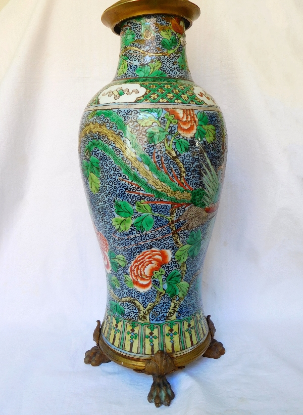 Grande potiche lampe en porcelaine de Chine famille verte, époque Qianlong