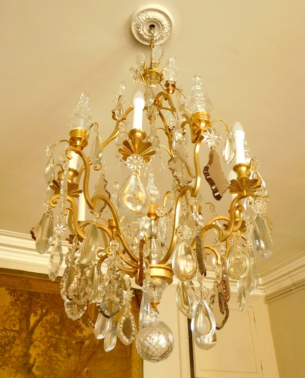 Grand lustre corbeille de style Louis XV à 12 feux, bronze doré et cristal taillé, Maison Bagues