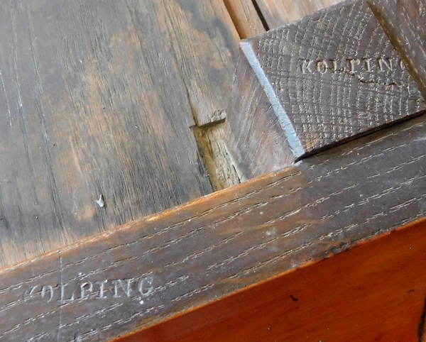 Othon Kolping : armoire à glace en marqueterie de citronnier et amarante, époque Charles X - Estampille