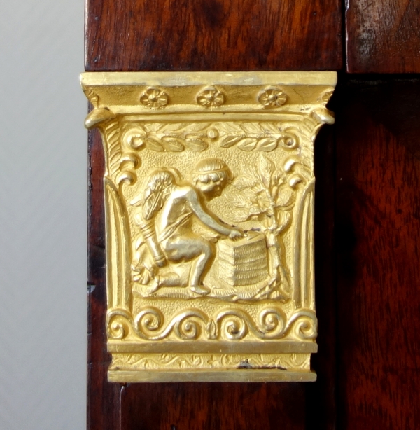 Bureau bonheur du jour secrétaire d'époque Empire en acajou moucheté, bronzes dorés au mercure
