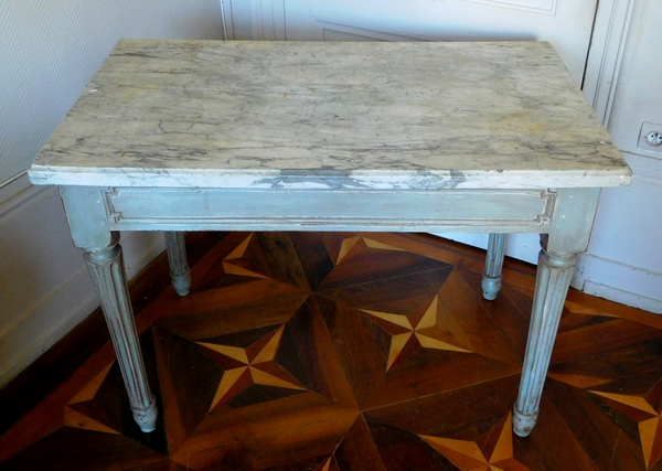 Table à gibier console d'époque Louis XVI, bois patiné et épais plateau de marbre