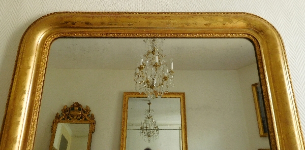 Miroir en bois doré à la feuille d'or, glace au mercure, époque Napoléon III