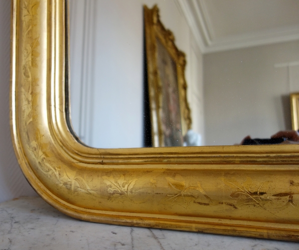 Miroir en bois doré à la feuille d'or, glace au mercure scintillante, époque Napoléon III