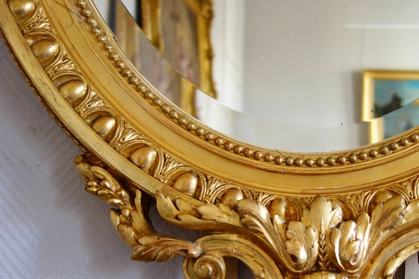 Miroir ovale de style Louis XVI en bois boré, époque Napoléon III - 74cm x 119cm