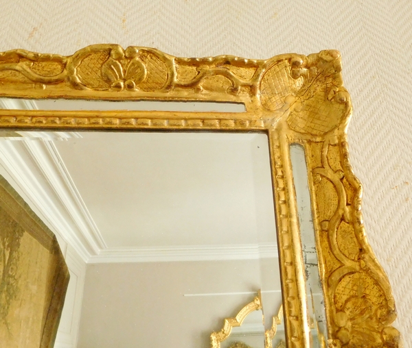 Miroir à pare-closes en bois doré, glace au mercure, époque Louis XIV Régence 48cm x 56cm