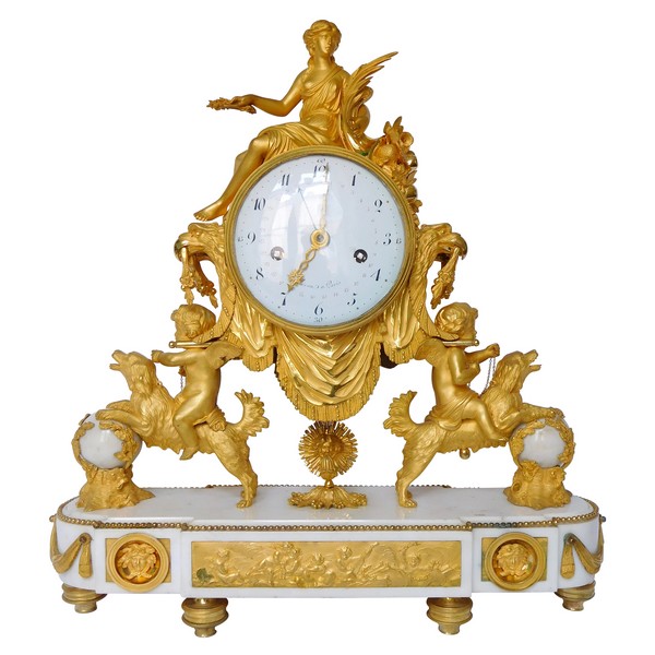 Pendule de cheminée d'époque Louis XVI, bronze doré & marbre, modèle du Prince Eugène à La Malmaison