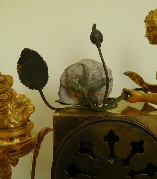Pendule Empire en bronze doré, allégorie de la naissance du Roi de Rome