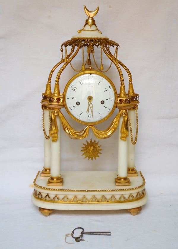 Pendule à la Turque d'époque Transition Louis XV - Louis XVI - Furet, horloger du Roi - marbre et bronze doré