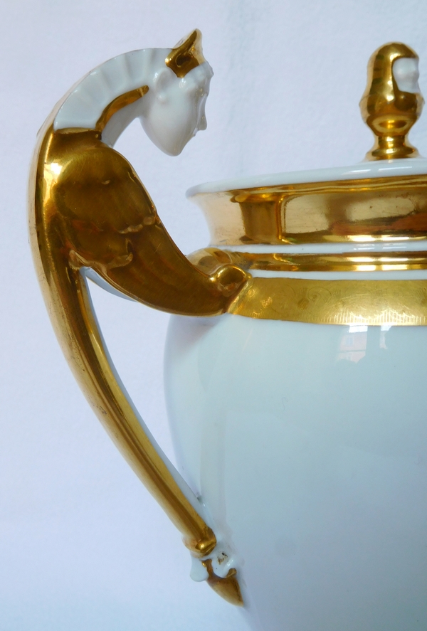 Manufacture Neppel à Paris : service à café d'époque Empire, porcelaine blanc et or