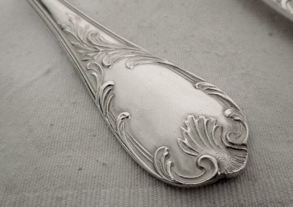 Couvert de service à poisson en métal argenté, Christofle, modèle Marly (style Louis XV)