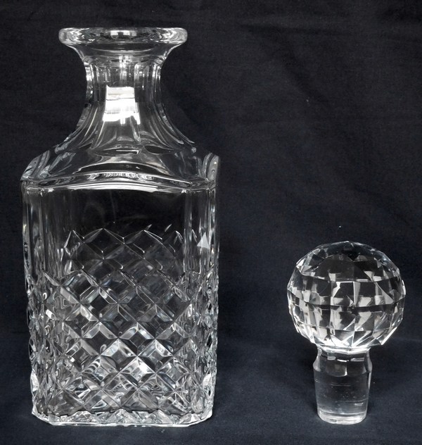 Flacon / carafe à whisky ou cognac en cristal de Baccarat, modèle Burgos - signé