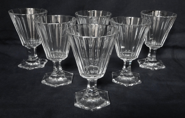 Verre à vin blanc ou porto en cristal de Baccarat taillé à pans coupés, époque Restauration vers 1840 - 10,5cm