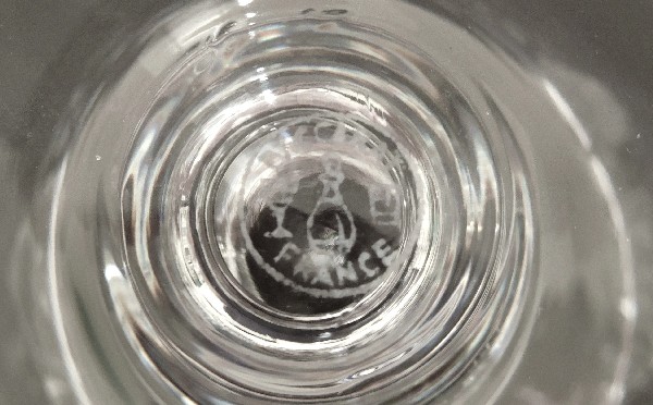 Verre à eau en cristal de Baccarat, modèle Missouri - signé - 14,5cm
