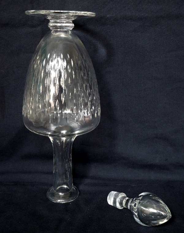 Carafe à vin en cristal de Baccarat, modèle Paris - signée
