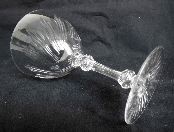 Verre à eau en cristal de Baccarat, modèle à torsades taille 8659 - 15,3cm