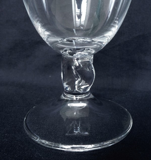 Verre à vin rouge en cristal de Daum, modèle Orval - 10,8cm - signé