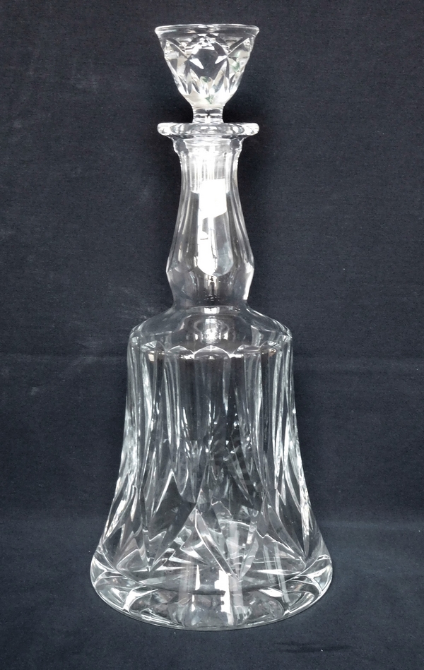 Carafe à vin en cristal de Saint Louis, modèle Camargue - signée