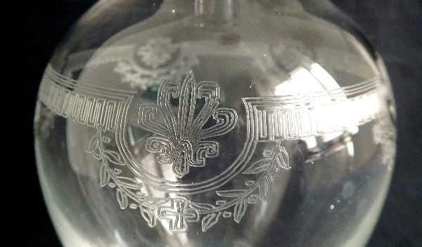 Carafe à liqueur en cristal de Saint Louis, modèle Manon - 22,5cm