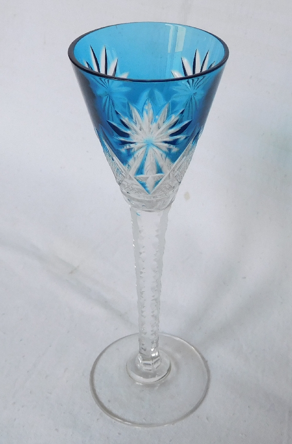 Verre à liqueur en cristal de Saint Louis, modèle Nelly, cristal overlay blue turquoise