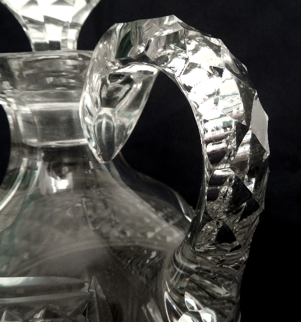 Flacon à whisky en cristal de St Louis, modèle Trianon