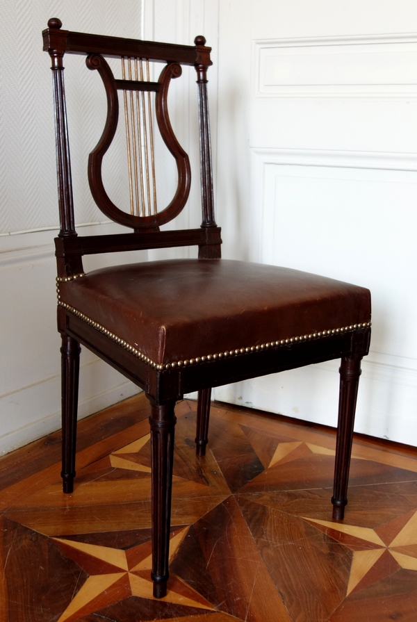 Chaise lyre en acajou, époque Louis XVI Directoire, collection Atlounian