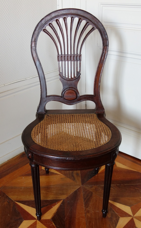 C Krier : chaise montgolfière cannée en acajou, époque Louis XVI Directoire - estampillée