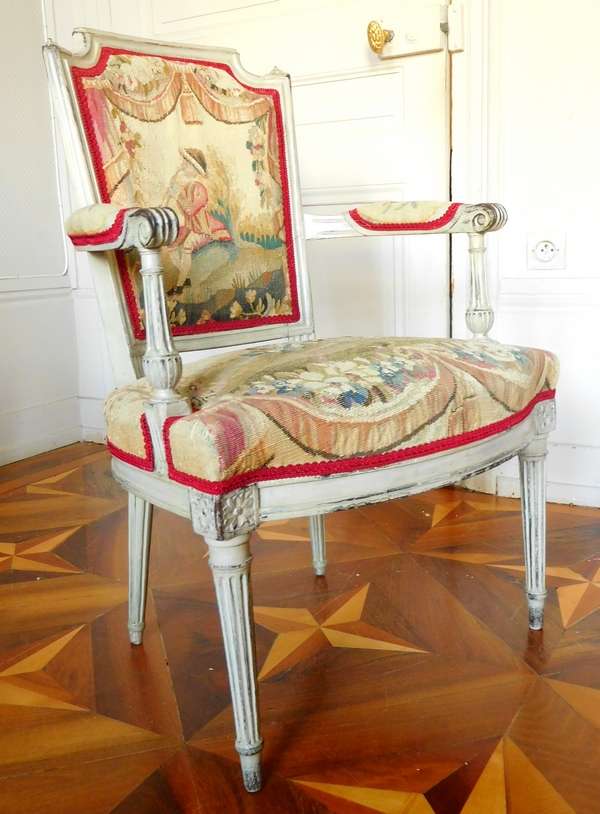 Paire de fauteuils cabriolets d'époque Louis XVI, tapisserie d'Aubusson XVIIIe (doublée)