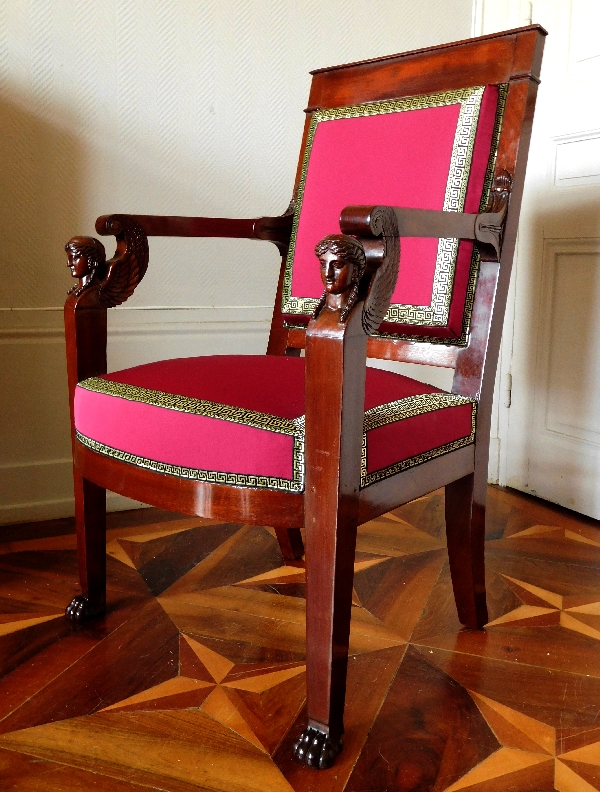 Jacob Desmalter (attribués à) : paire de fauteuils d’époque Empire richement sculptés circa 1806
